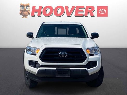 Used 2022 Toyota Tacoma SR w/ SX Package RWD image 3