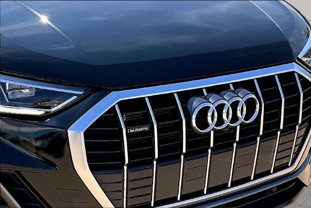 Used 2023 Audi Q3 2.0T Premium Plus AWD/4WD image 30