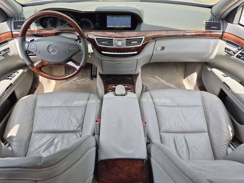Used 2010 Mercedes-Benz S 550 image 5