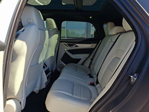 Used 2025 Jaguar F-PACE R-Dynamic S AWD/4WD image 10