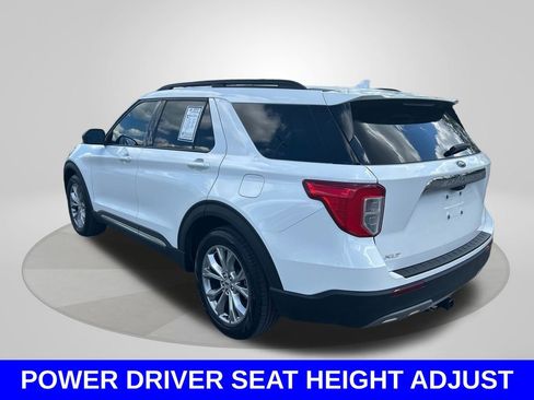Used 2023 Ford Explorer XLT w/ Equipment Group 202A RWD image 7