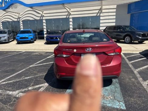 Used 2016 Hyundai Elantra SE image 4