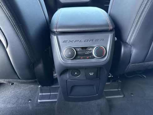 Used 2025 Ford Explorer ST RWD image 21