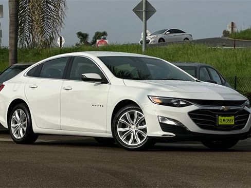Used 2023 Chevrolet Malibu LT image 3