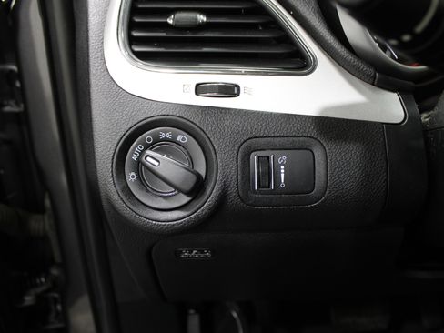 Used 2020 Dodge Journey SE w/ Blacktop Package image 7