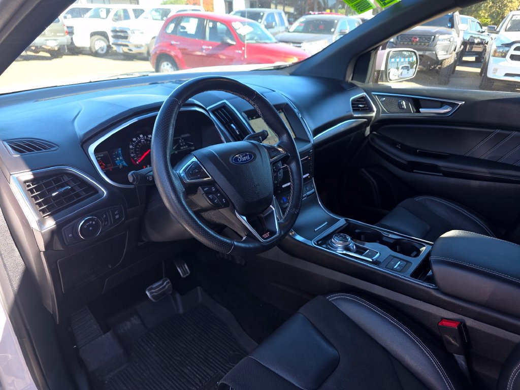 Used 2019 Ford Edge ST w/ Equipment Group 401A AWD/4WD image 10