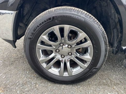 Used 2015 RAM 1500 Limited image 22