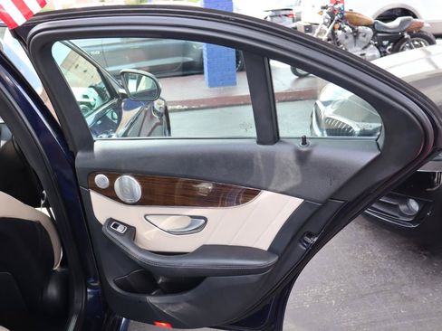 Used 2019 Mercedes-Benz C 300 Sedan image 19