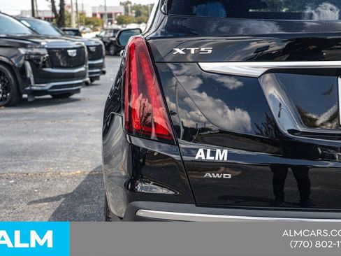Used 2022 Cadillac XT5 Premium Luxury image 16