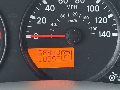 Used 2020 Nissan Frontier SV w/ SV Utility Package image 6