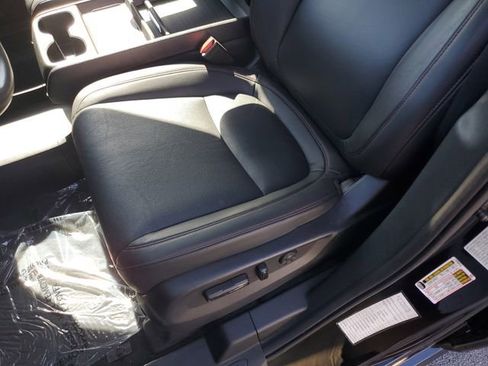 Used 2025 Honda Odyssey Sport-L image 13
