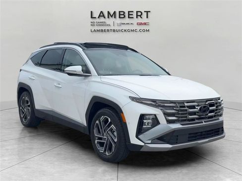 Used 2025 Hyundai Tucson Limited FWD image 7