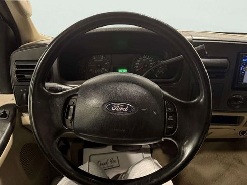 Used 2005 Ford F250 XL image 29
