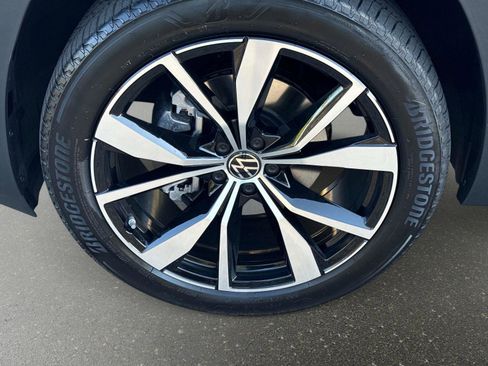 New 2026 Volkswagen Atlas SEL Premium R-Line image 4