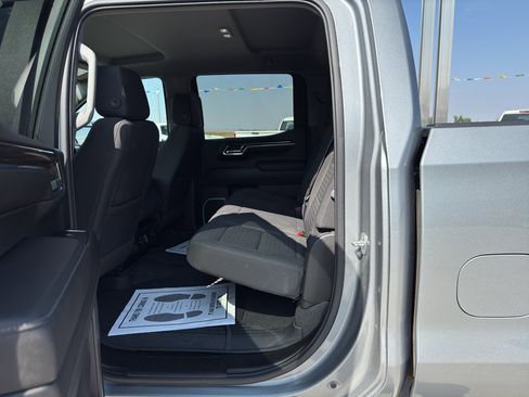 Used 2023 Chevrolet Silverado 1500 LT image 17