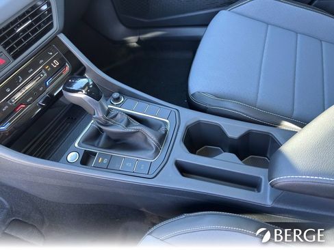 New 2026 Volkswagen Jetta SE FWD image 25