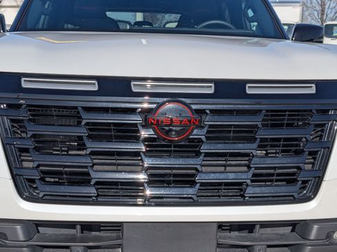 Used 2025 Nissan Armada PRO-4X w/ Pro-4X Premium Package image 9