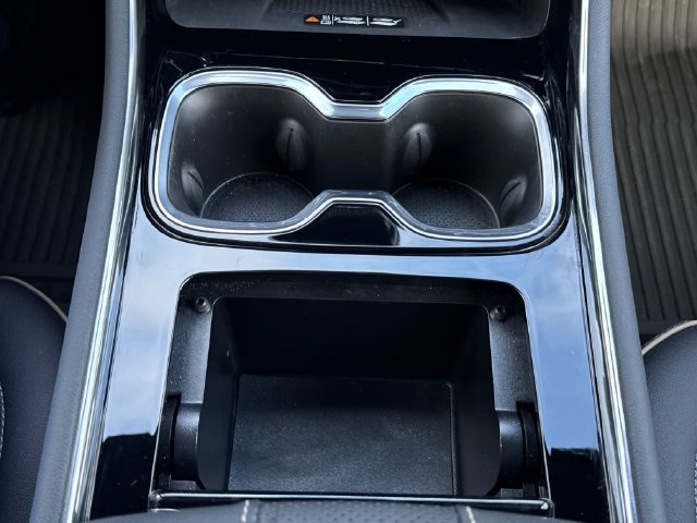New 2026 Chevrolet Traverse High Country w/ LPO, Floor Liner Package FWD image 34