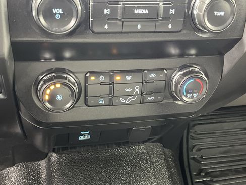 Certified 2020 Ford F250 XLT w/ XLT Value Package image 22