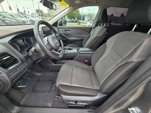 Used 2022 Nissan Rogue SV FWD image 21