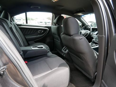 Used 2015 Ford Taurus SEL w/ Equipment Group 201A FWD image 9