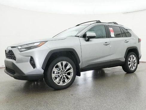 New 2025 Toyota RAV4 XLE Premium image 17