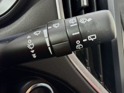 Used 2020 Subaru Forester Premium AWD/4WD image 13