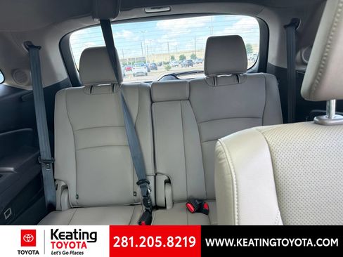 Used 2018 Honda Pilot Elite image 11
