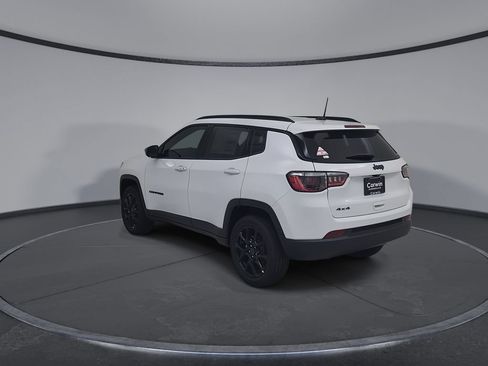New 2026 Jeep Compass Latitude AWD/4WD image 11