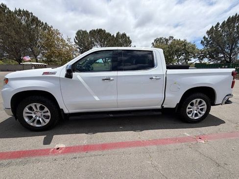 Used 2023 Chevrolet Silverado 1500 LTZ w/ LTZ Convenience Package II AWD/4WD image 2