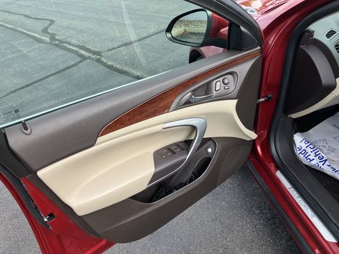 Used 2015 Buick Regal FWD image 14