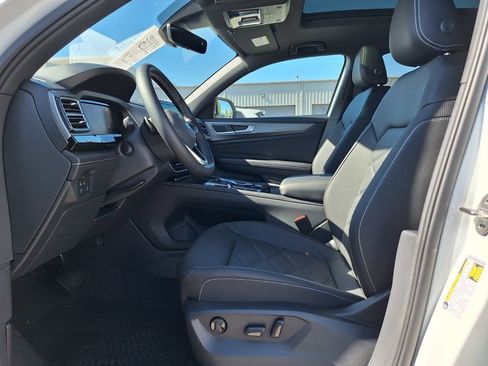 New 2026 Volkswagen Atlas Cross Sport SE image 12