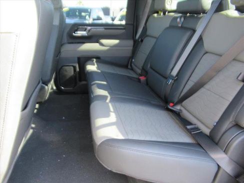 New 2026 Chevrolet Silverado 2500 ZR2 image 35