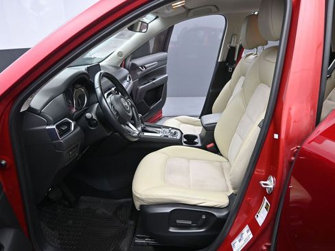 Used 2017 MAZDA CX-5 Touring image 10