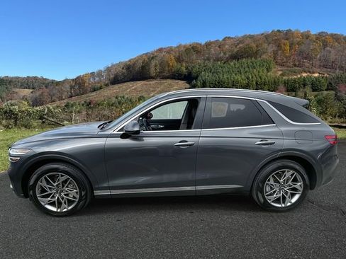 Used 2023 Genesis GV70 2.5T w/ Select Package image 4