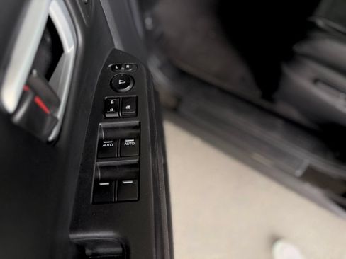Used 2012 Honda Pilot Touring image 48