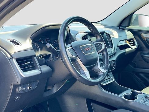 Used 2018 GMC Terrain SLE w/ Driver Convenience Package FWD image 9