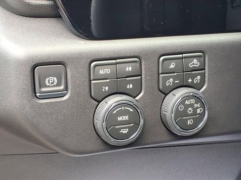 New 2026 Chevrolet Silverado 1500 LT Trail Boss w/ Safety Package AWD/4WD image 15