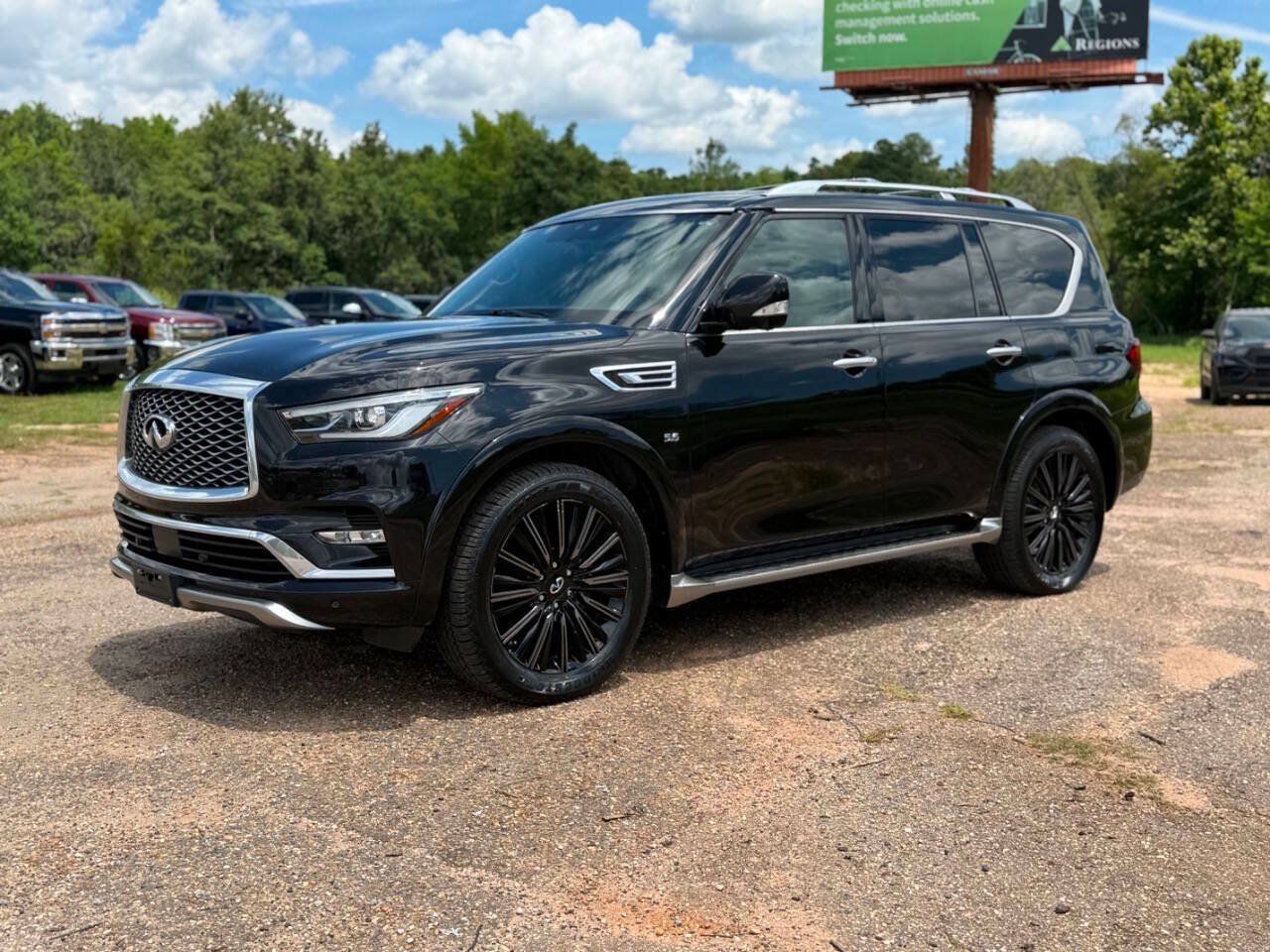 Used 2019 INFINITI QX80 Limited AWD/4WD image 1