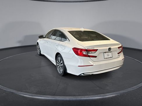 Used 2021 Honda Accord Hybrid image 10