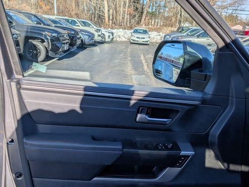 Used 2023 Toyota Tundra Platinum image 13