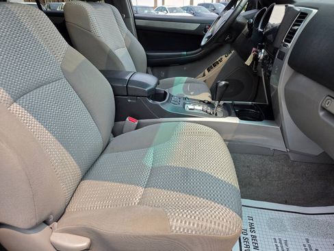 Used 2008 Toyota 4Runner SR5 AWD/4WD image 41