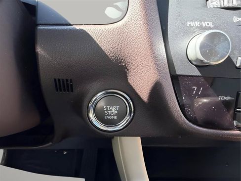Used 2019 Lexus RX 350L FWD image 45