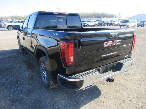 New 2026 GMC Sierra 1500 SLT w/ SLT Convenience Package image 7