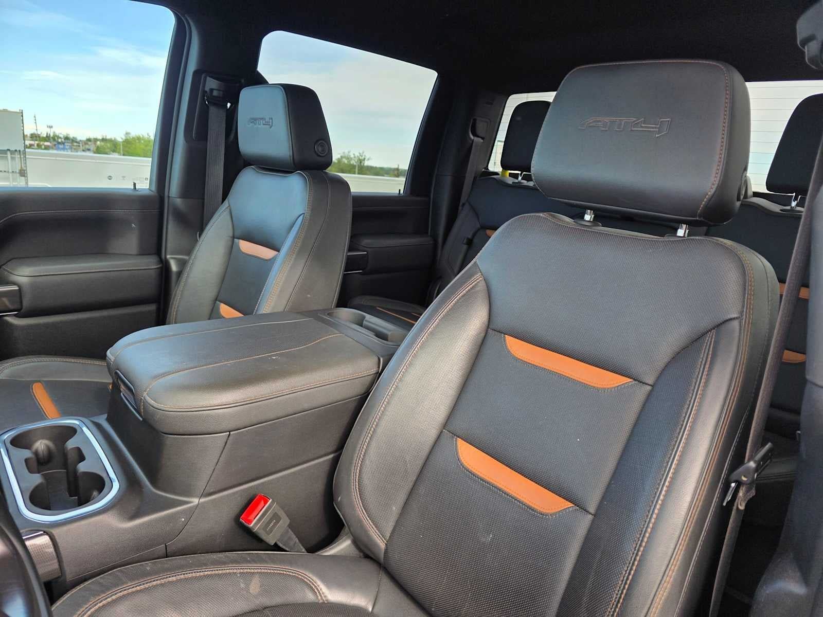 Used 2023 GMC Sierra 2500 AT4 w/ Snow Plow Prep/Camper Package AWD/4WD image 21