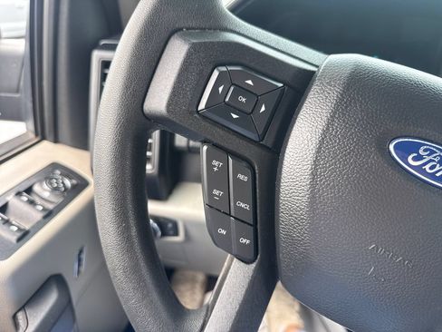 Used 2018 Ford F150 XL w/ Equipment Group 101A Mid AWD/4WD image 40
