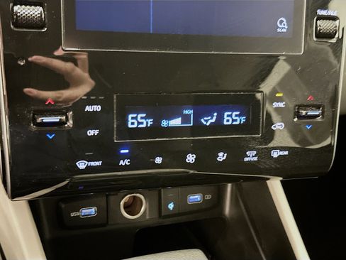 Used 2024 Hyundai Tucson SEL image 23