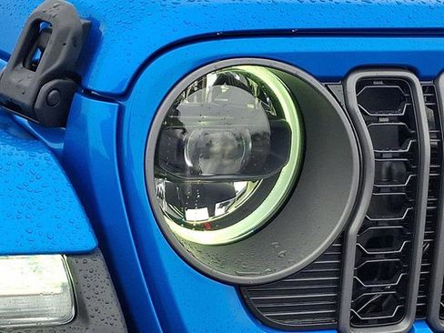 New 2026 Jeep Gladiator Sport image 6