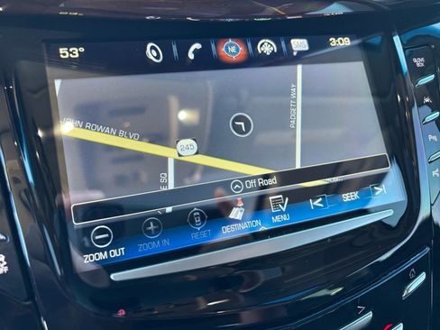 Used 2017 Cadillac Escalade Premium Luxury image 19