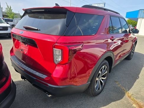 Used 2022 Ford Explorer ST-Line w/ Class IV Trailer Tow Package RWD image 4